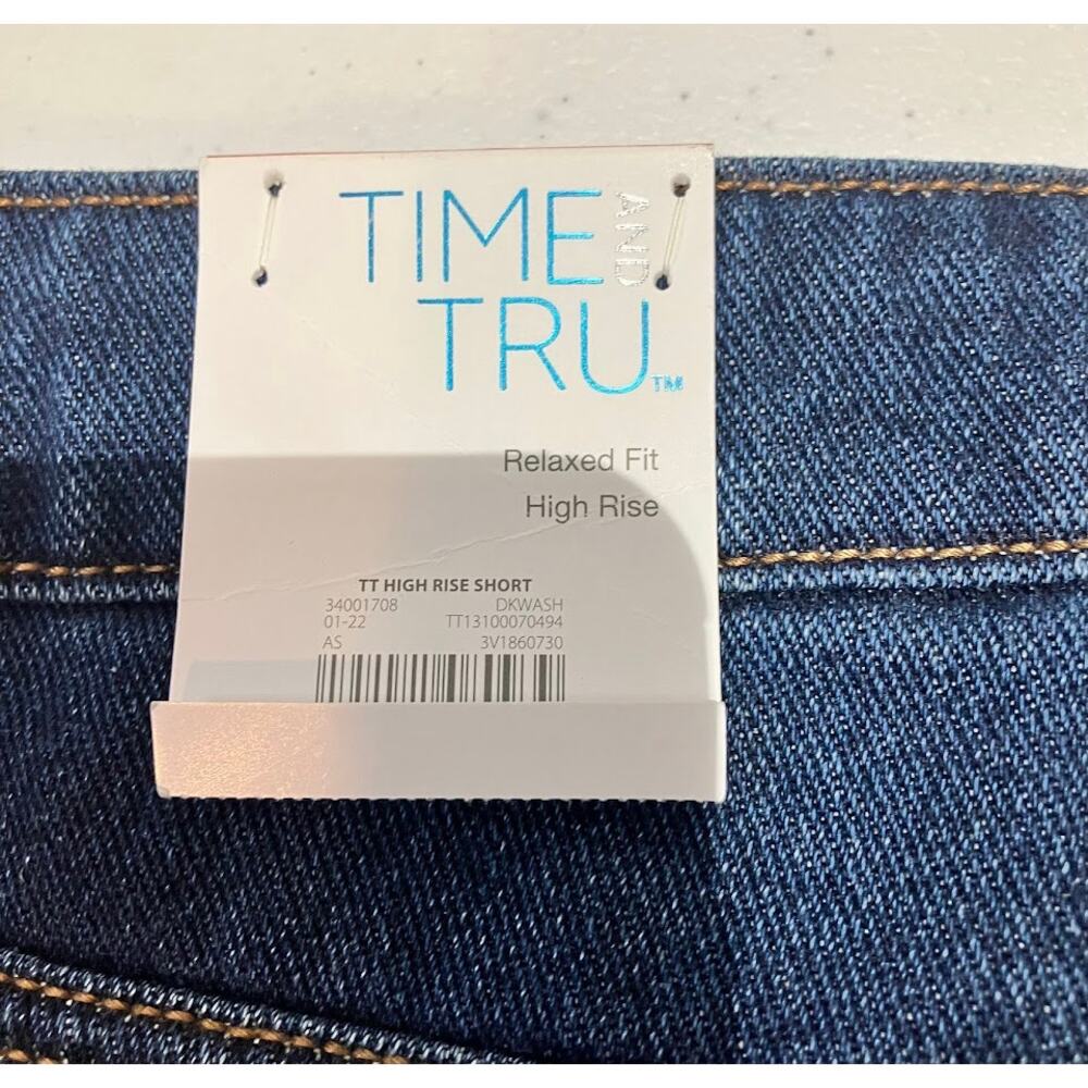 Time and True Blue Jean Denim Cut Off Shorts Womens Size 8 Relaxed Fit High RIse - Picture 3 of 4
